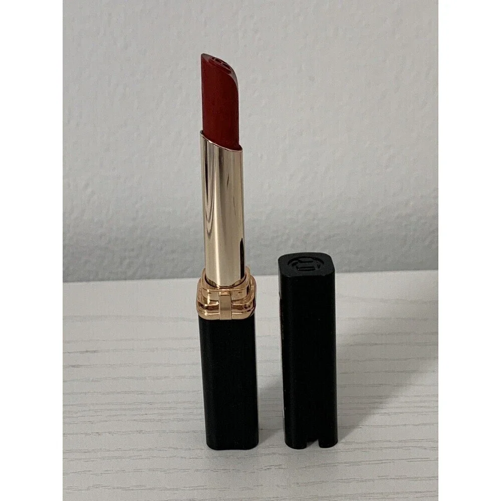 Loreal Color Riche Voluminous Matte Lipstick, #203 Le Rouge Avant-Garde *NEW*